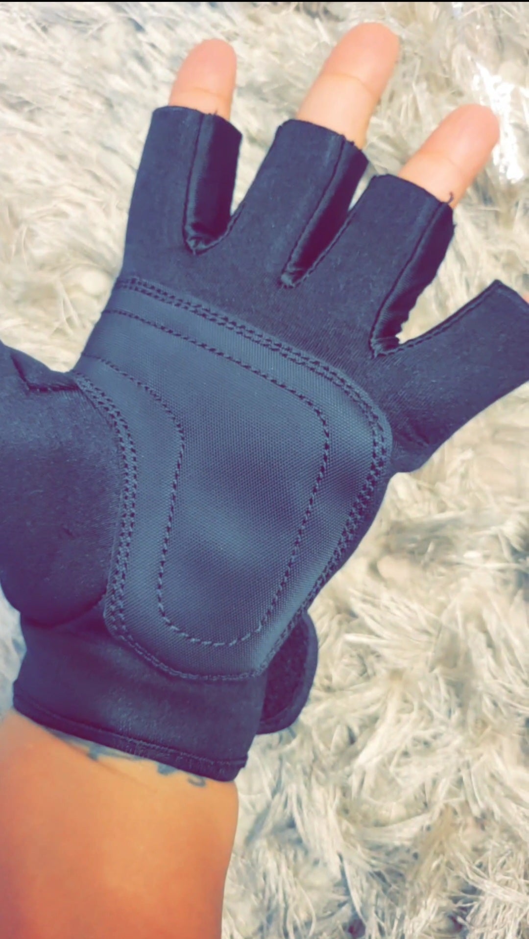 PSA SPORT GLOVES