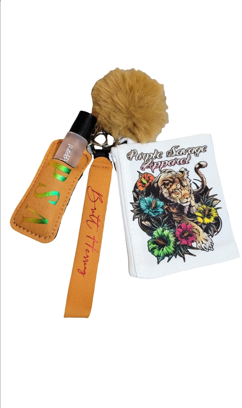 Change Pouch w Lipgloss and Holder