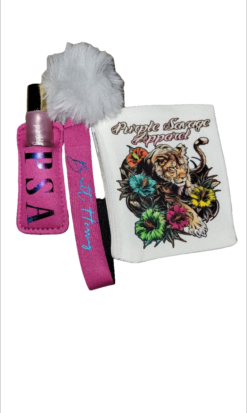 Change Pouch w Lipgloss and Holder